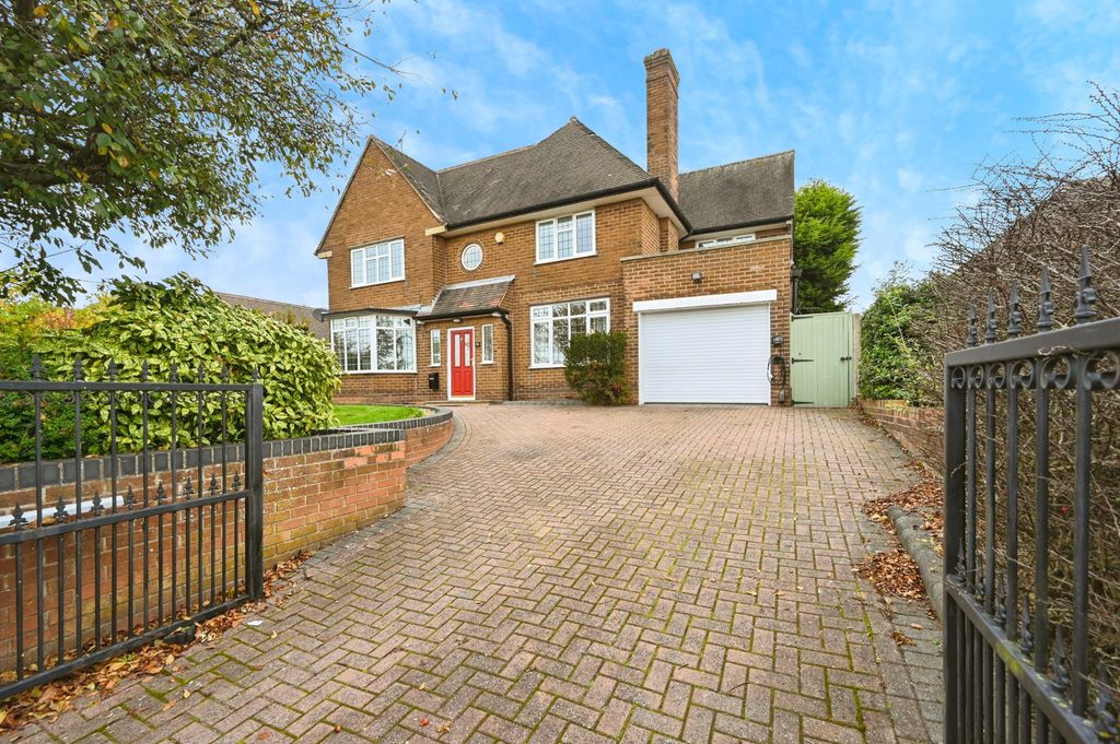 Property photo 2 of 24