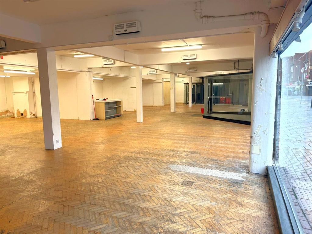 Property photo 3 of 7 Mitcham Road 234 - 250 Tooting Sw17 Commercial Pro