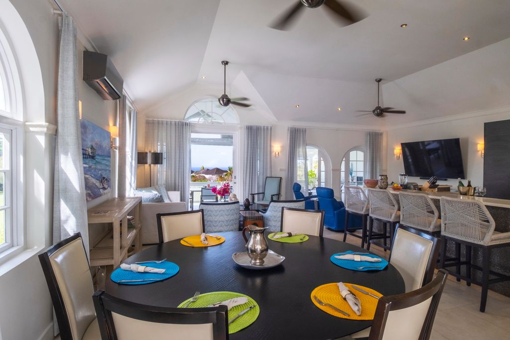 Property photo 3 of 18