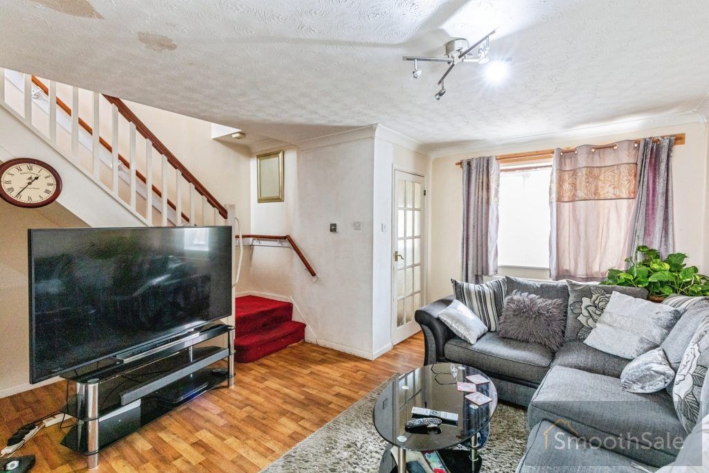 Property photo 3 of 23