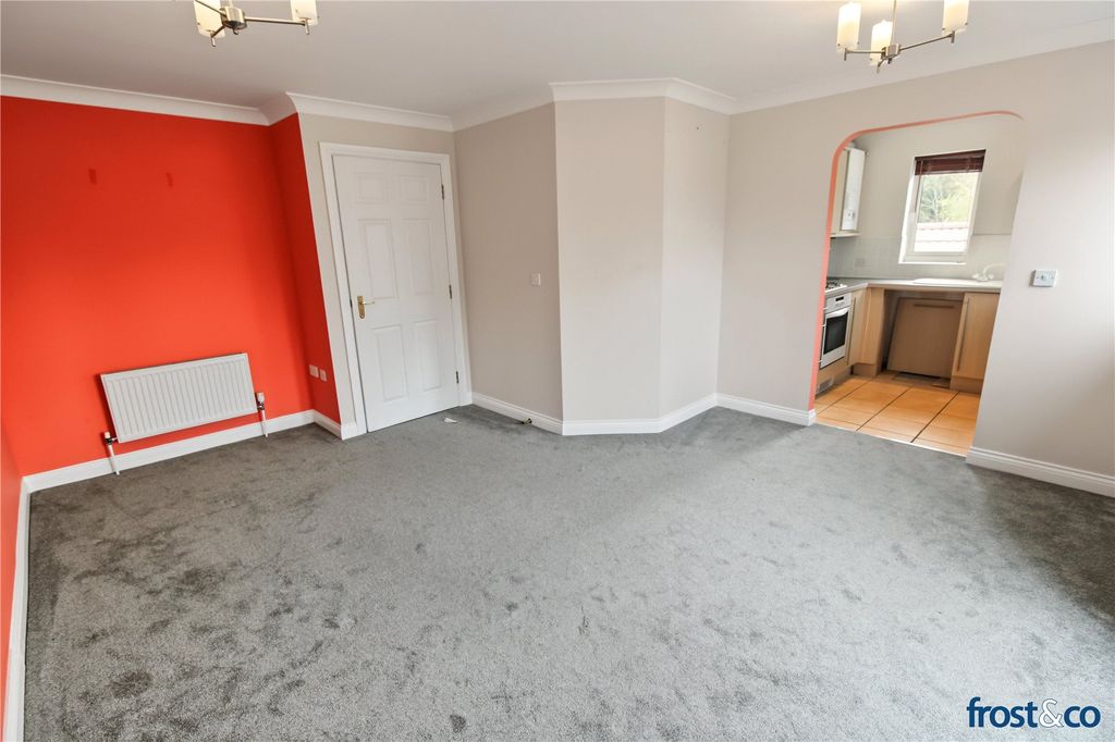 Property photo 3 of 14 Picture No. 30