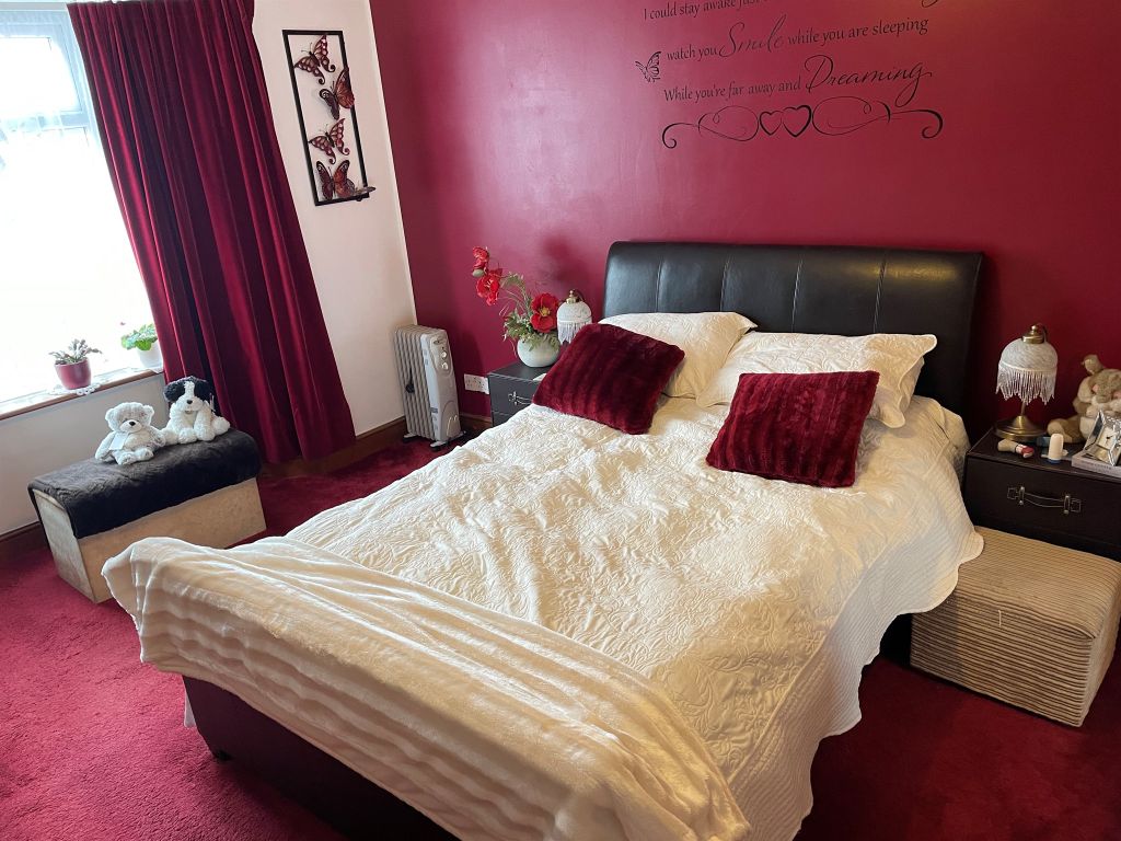 Property photo 3 of 18