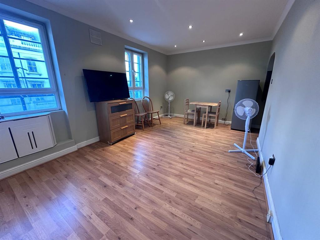 Property photo 3 of 7 Photo-2024-12-23-10-54-28 (4).Jpg