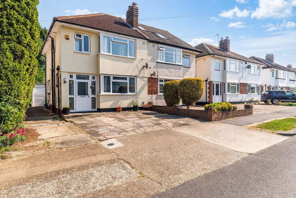Property photo 1 of 13 Fairfield Way - 6.Jpg