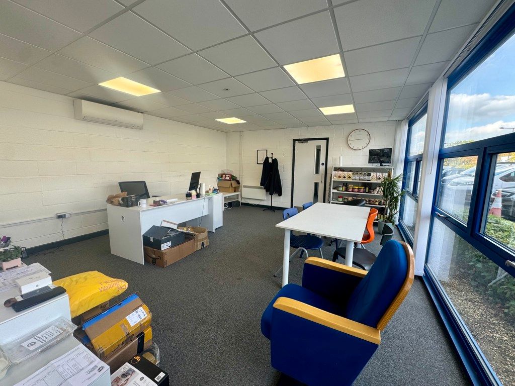 Property photo 3 of 7 Photo 2