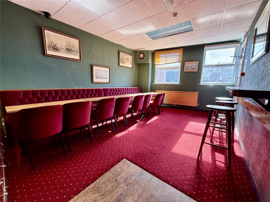 Property photo 2 of 17 Picture 2