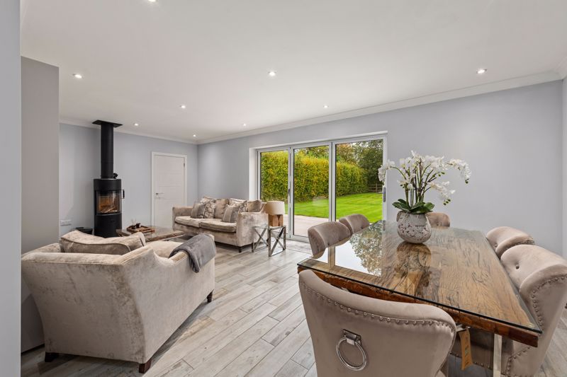 Property photo 2 of 21 Photo 26