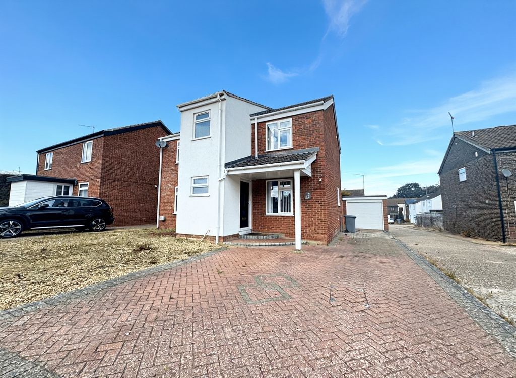 Property photo 1 of 17 Image