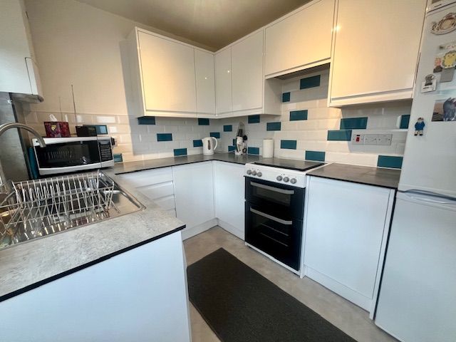 Additional image 8 of 2 bed bungalow for saleSummerheath, Penryn TR10