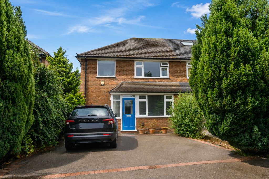 Property photo 1 of 24