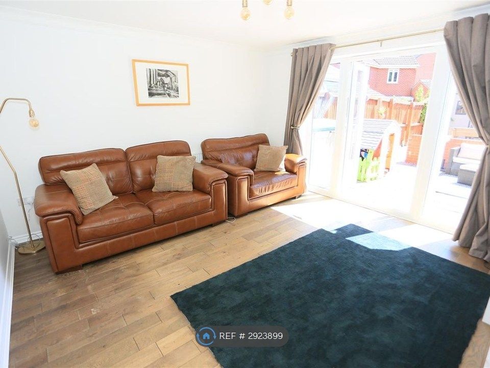 Property photo 2 of 13 Living Room