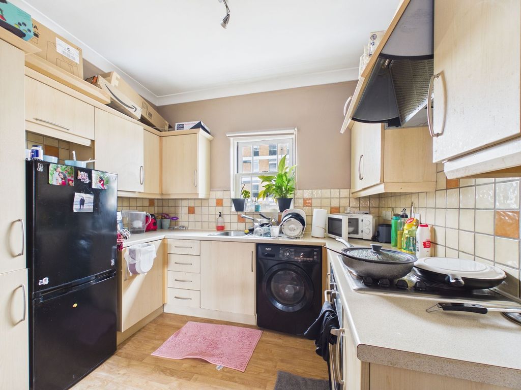 Property photo 3 of 9