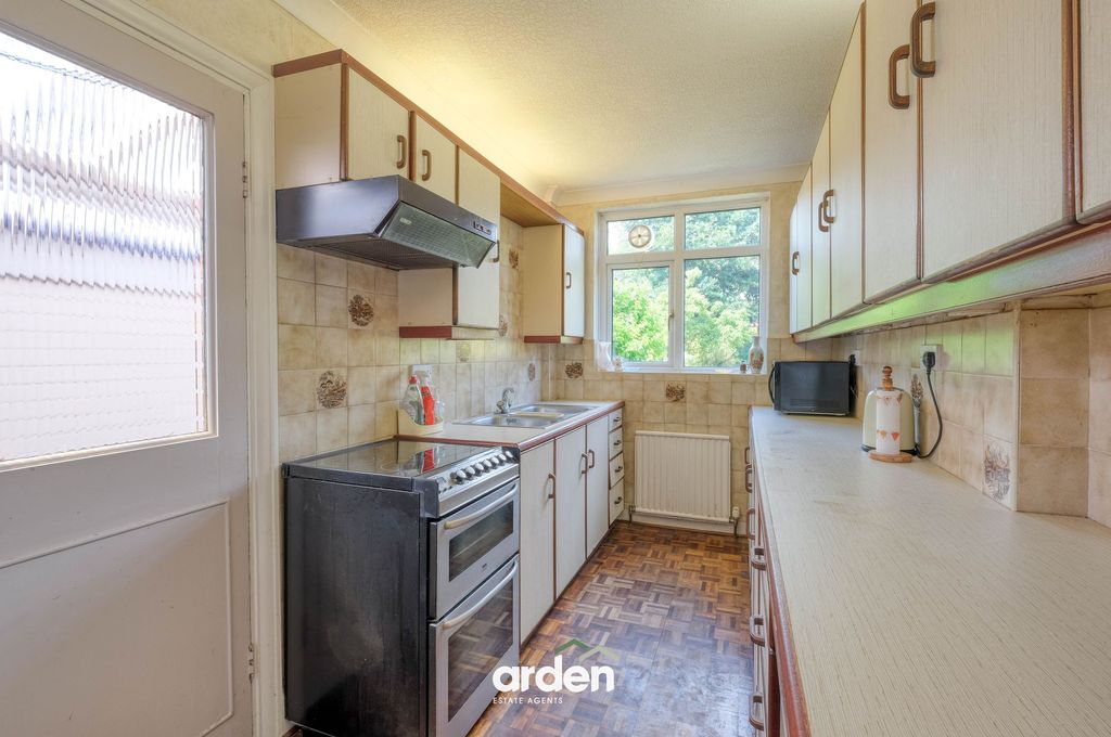 Property photo 3 of 16