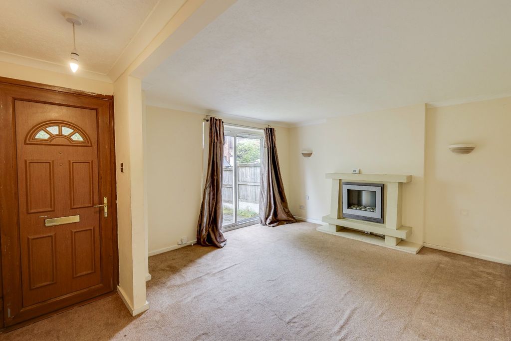 Property photo 2 of 16 Picture No. 18