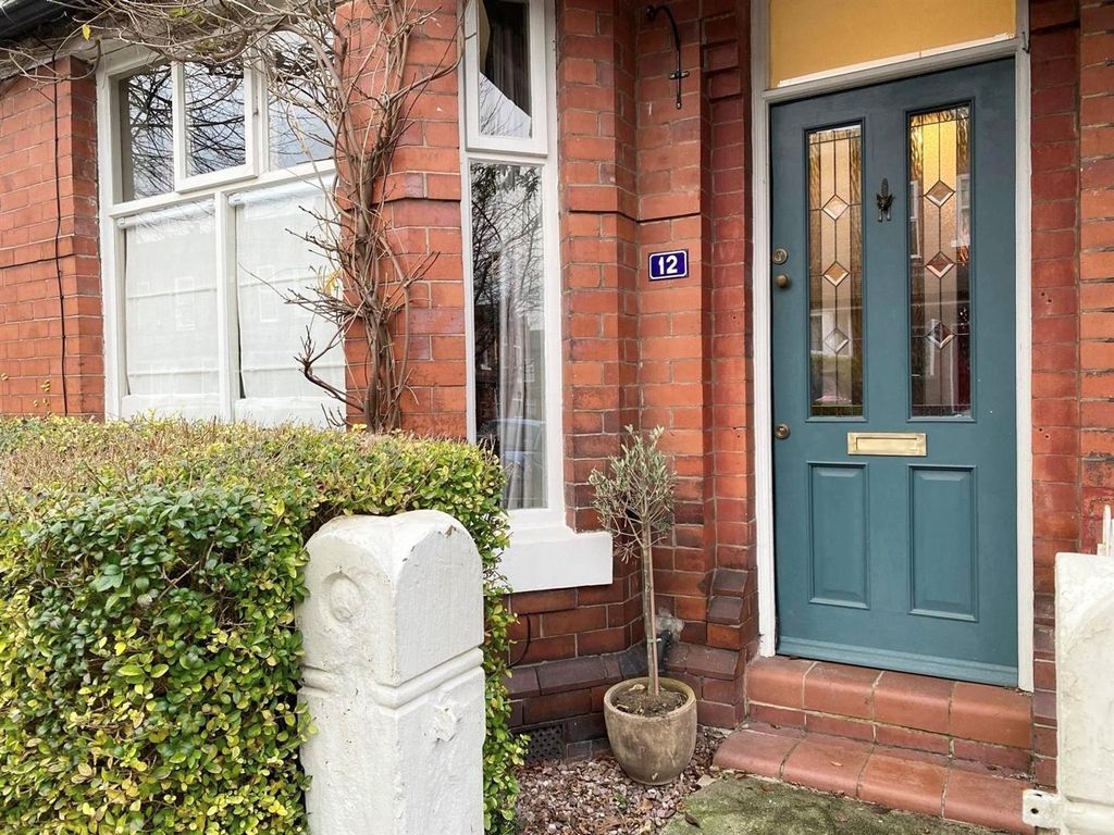 Property photo 1 of 16