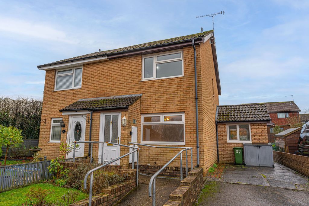 Property photo 1 of 29