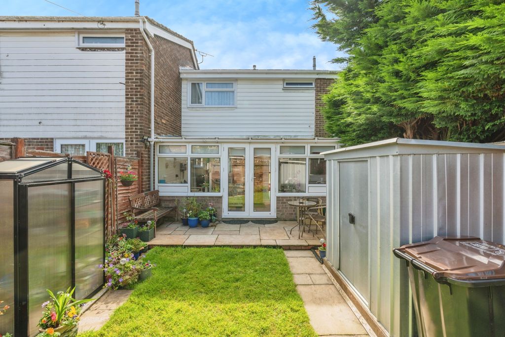 Property photo 3 of 17 Photography