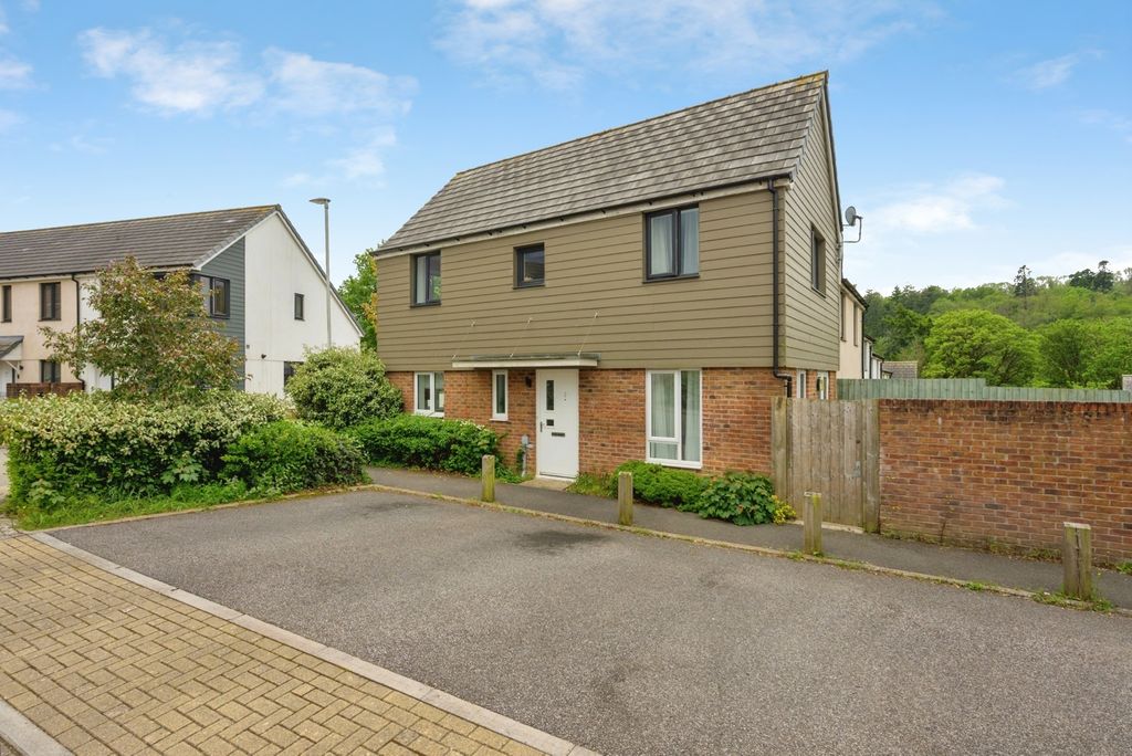 Property photo 1 of 19 Pbox-Img.Jpg