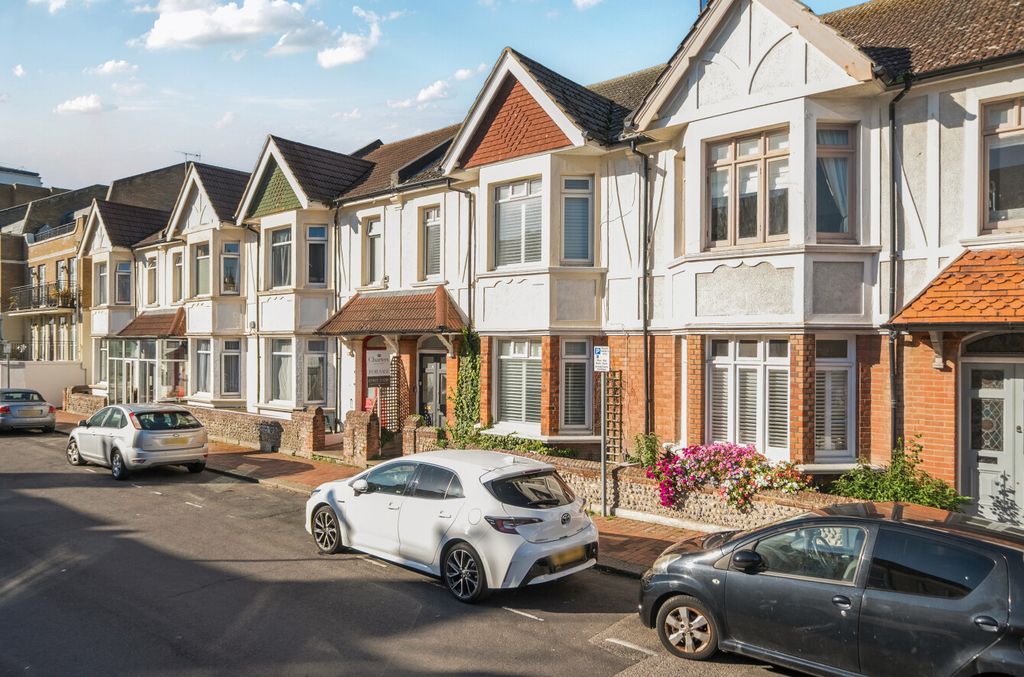 Property photo 1 of 12 1523507-1-1A0c849...