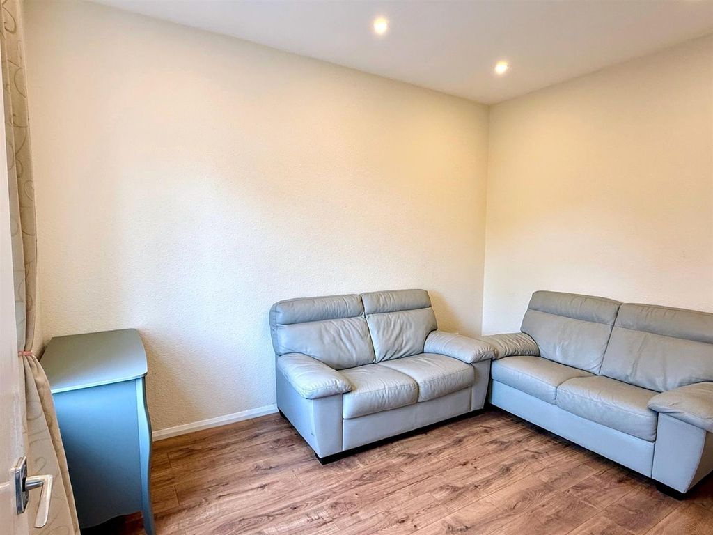 Property photo 3 of 11 Img_8589.Jpg