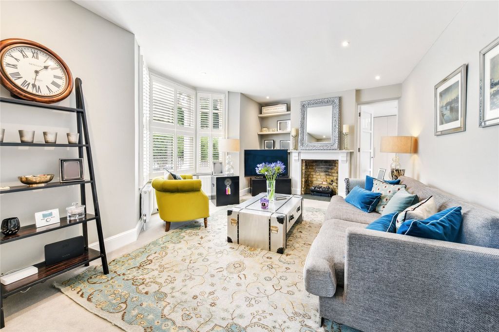 Property photo 1 of 11 Reception Room