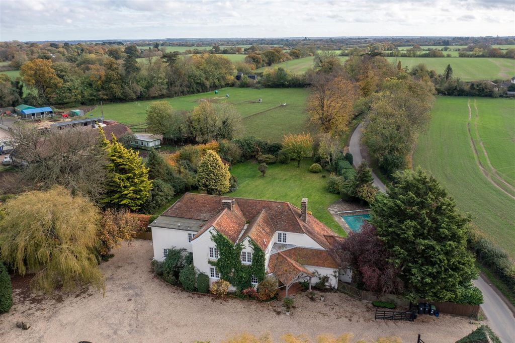 Property photo 3 of 35