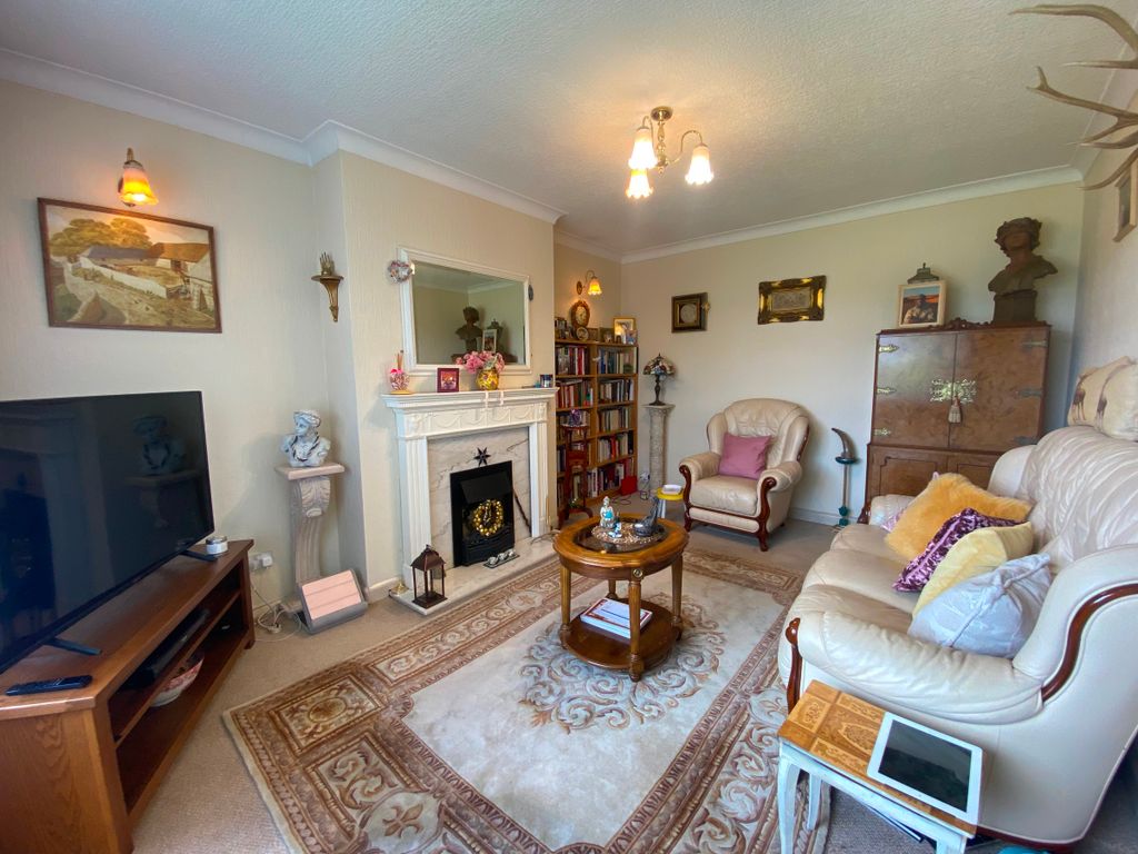 Property photo 3 of 21