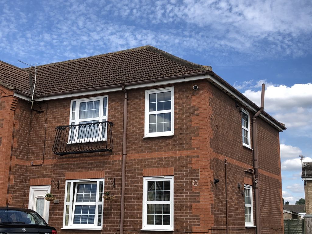 Property photo 1 of 14 2 Bed Apartment To Rent