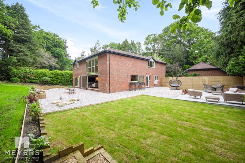Property photo 2 of 33 Photo 28