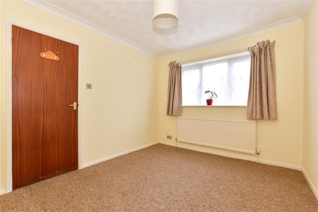 Property photo 2 of 11 Bedroom