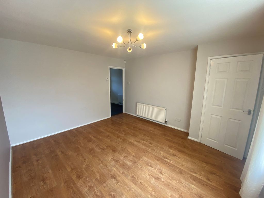 Property photo 3 of 12 Image