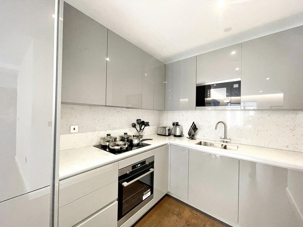 Property photo 2 of 5