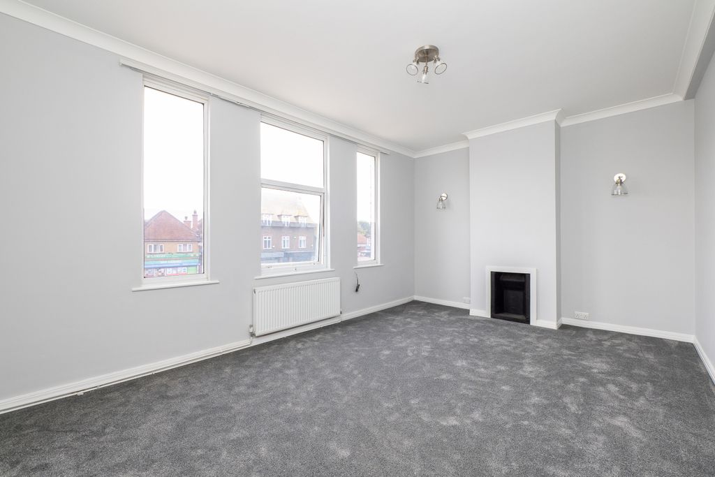 Property photo 2 of 13 Picture No. 02