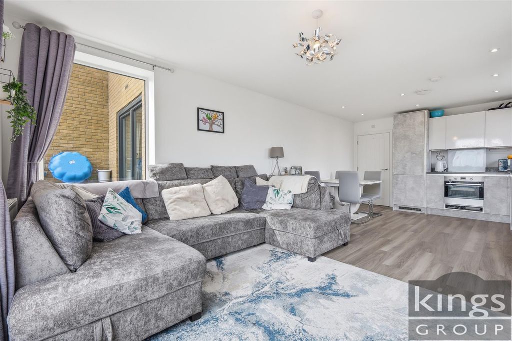 Property photo 3 of 26 22_Img_5838.Jpg