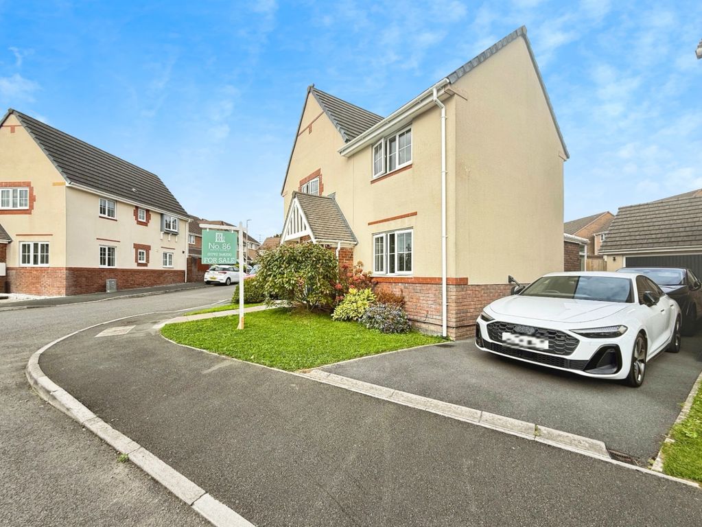 Property photo 3 of 33 4603205