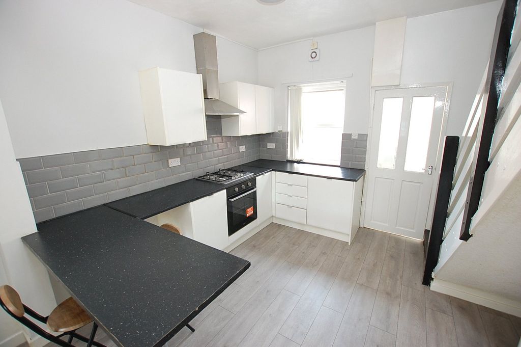Property photo 3 of 11 Picture No. 48