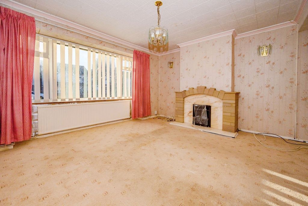 Property photo 3 of 20 Pbox-Img.Jpg