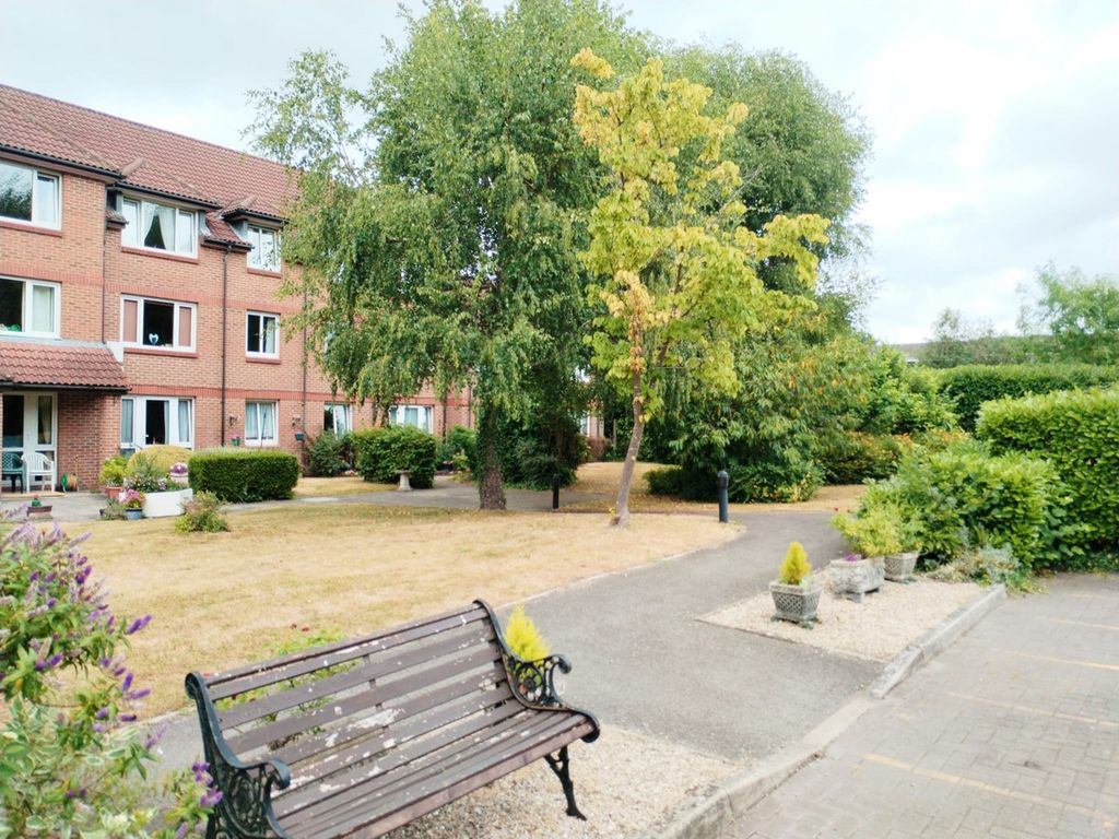 Property photo 1 of 19