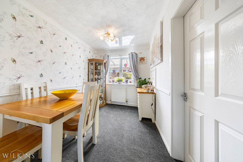 Property photo 3 of 32 Photograph