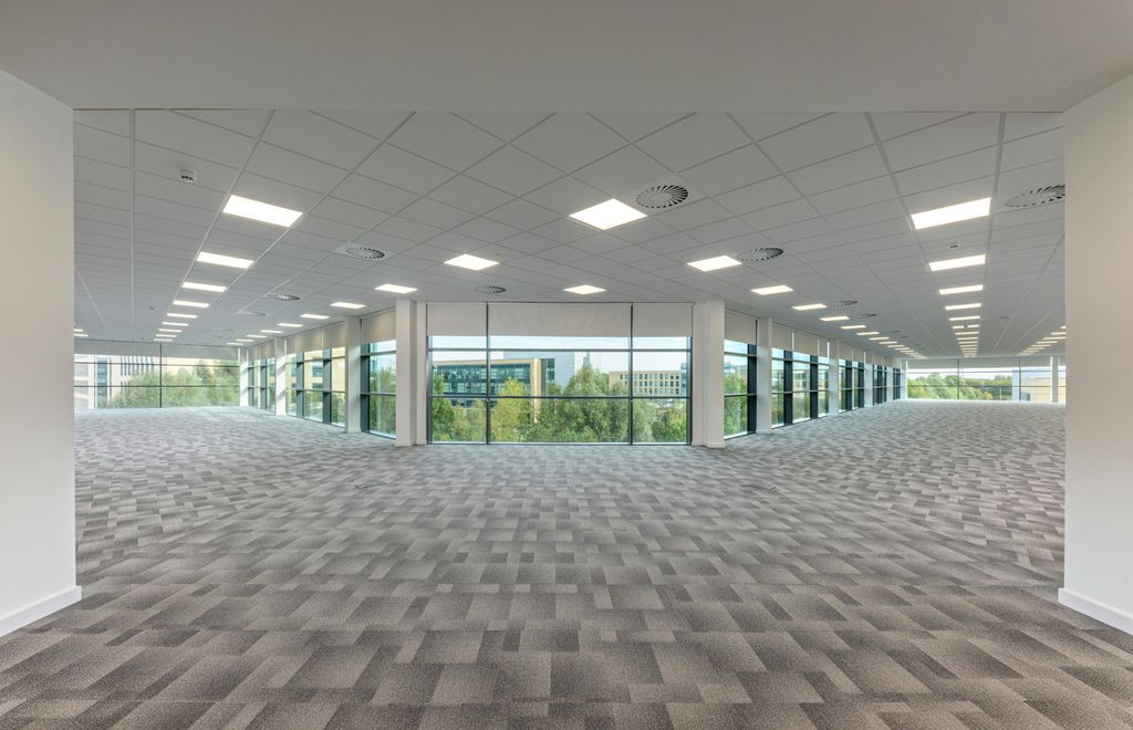 Property photo 2 of 9 023.Jpg