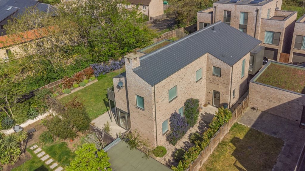Additional image 22 of 4 bed detached house to rentBrook End Close, Trumpington, Cambridge, Cambridgeshire CB2
