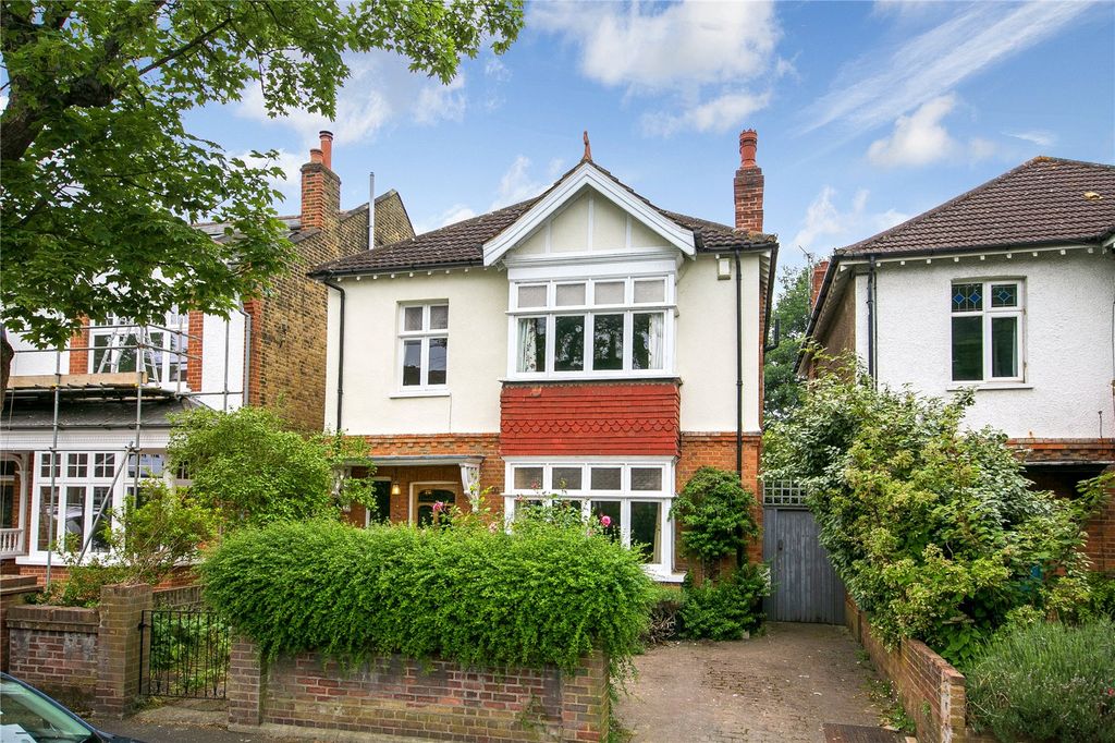 Property photo 1 of 17 Picture No. 02