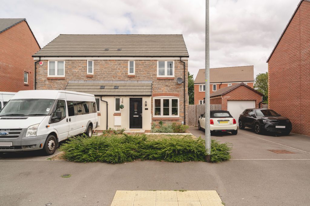 Property photo 1 of 20 1