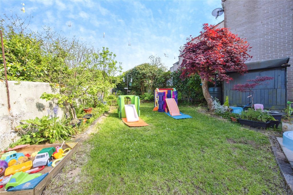 Property photo 3 of 18 Picture No. 20