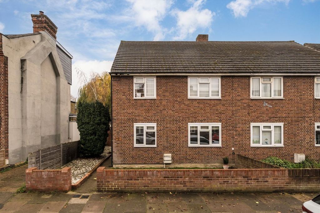 Property photo 2 of 7