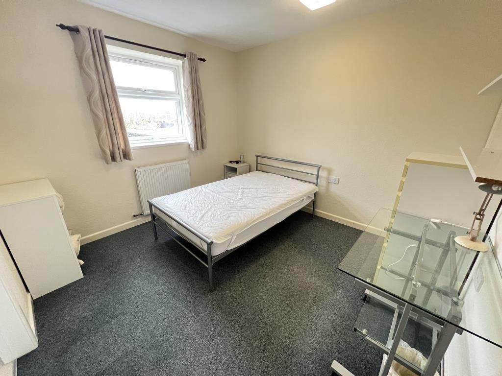 Property photo 2 of 3