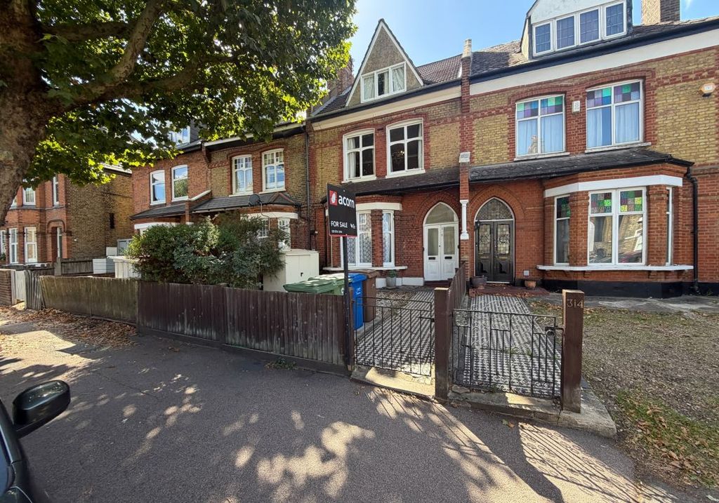 Property photo 1 of 22