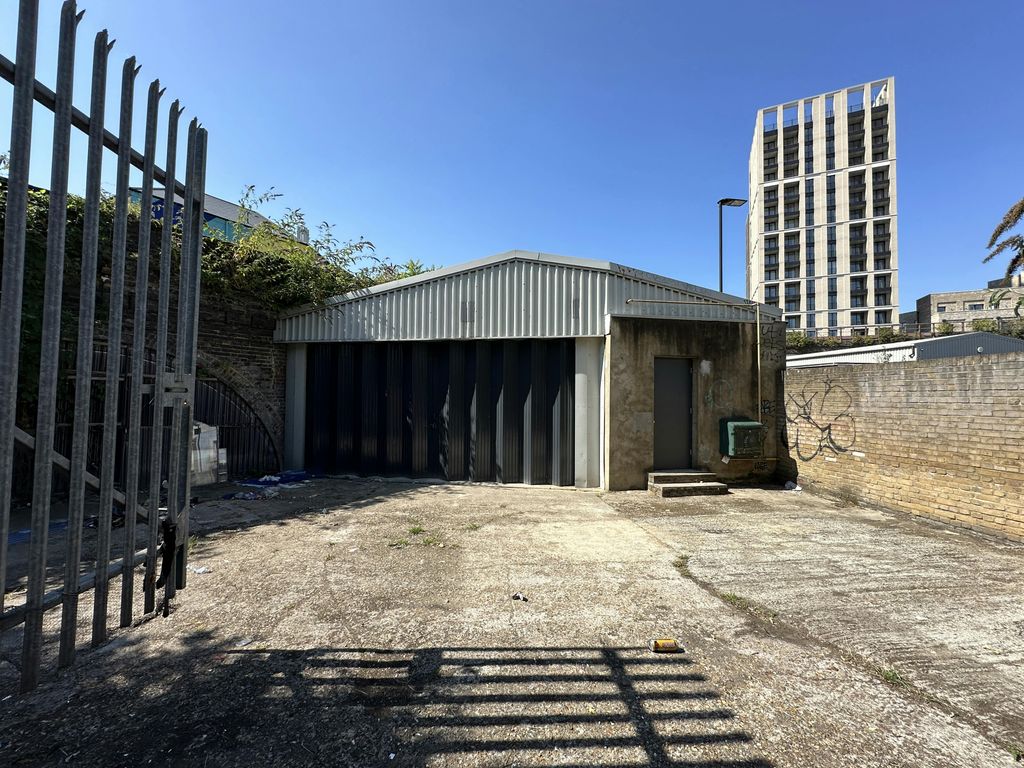 Property photo 2 of 6 20240729_142924313_Ios.Jpg