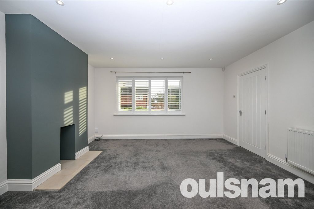 Property photo 2 of 17 Picture No. 14