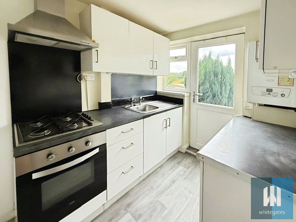 Property photo 2 of 16 Picture No. 22